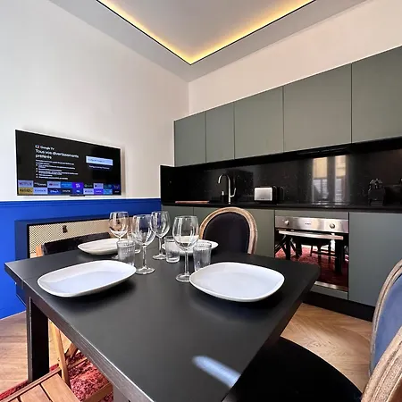Casa Mia Moneghetti بوزولي
